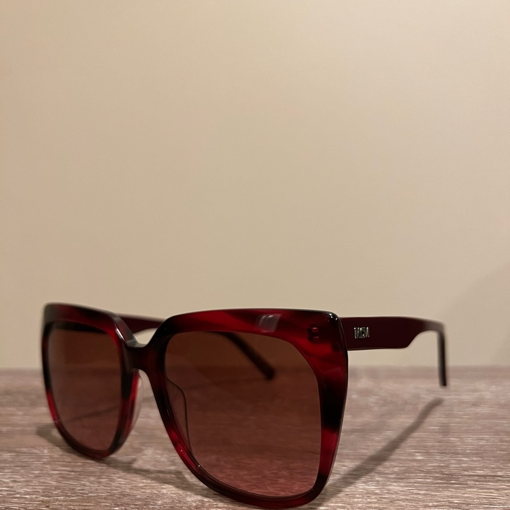 MCM sunglasses - Picture 7 of 8